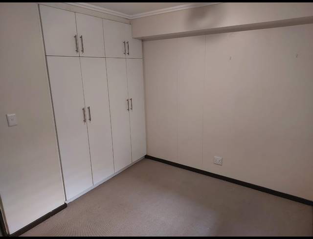 2 BEDROOM FLAT SOLD IN SHERWOOD